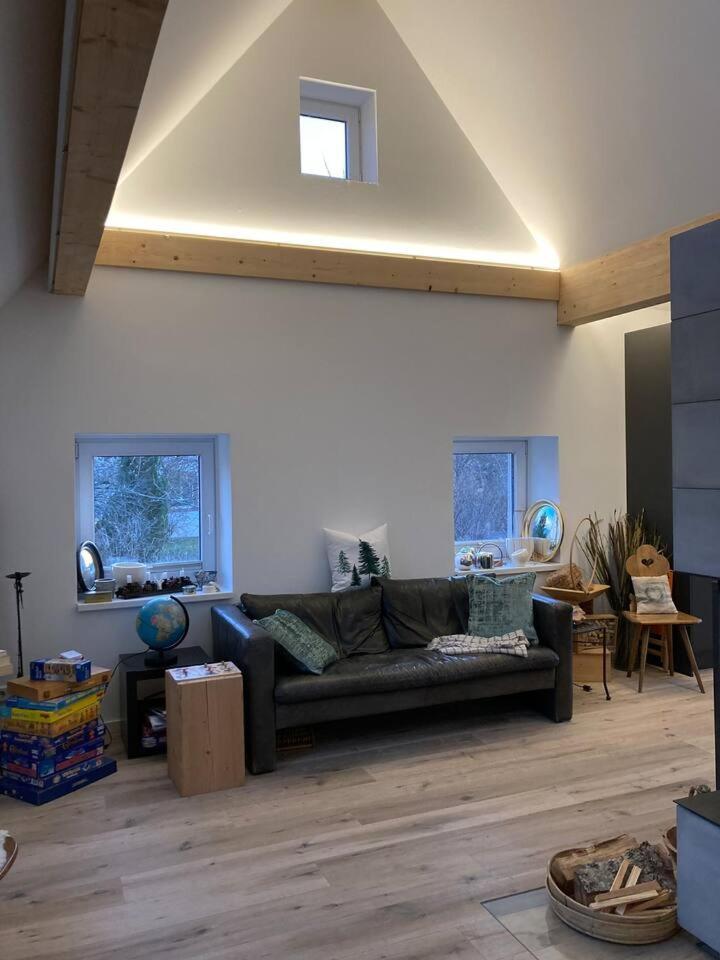 Neues Penthouse-Loft Mit Konuskarte Fuer Gratis Oepnv Lejlighed Ehrenkirchen Eksteriør billede